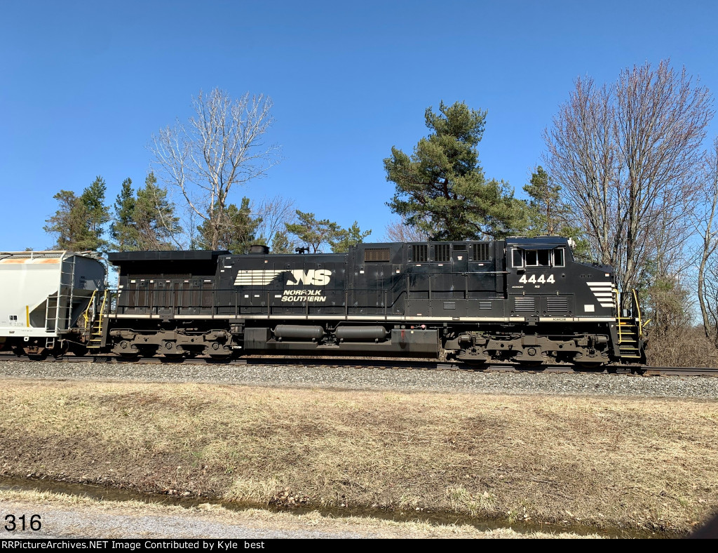 NS 4444 on 316